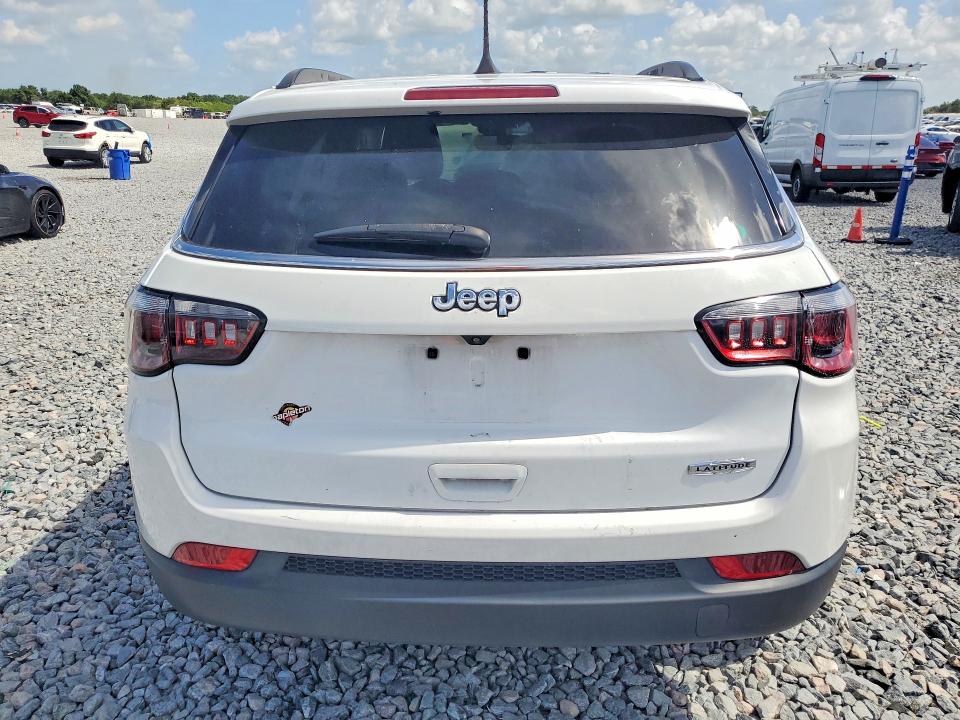 60452326 :رقم المزاد ، 3C4NJCBB5NT138758 vin ، 2022 Jeep Compass مزاد بيع