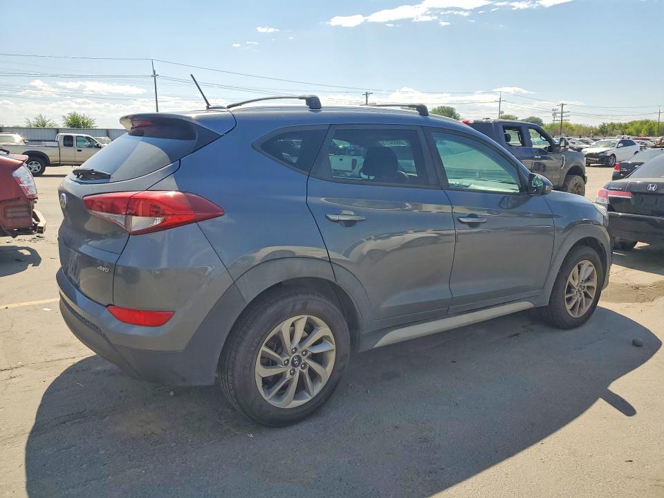 2017 Hyundai Tucson მანქანა იყიდება აუქციონზე, vin: KM8J3CA48HU412195, აუქციონის ნომერი: 60554176