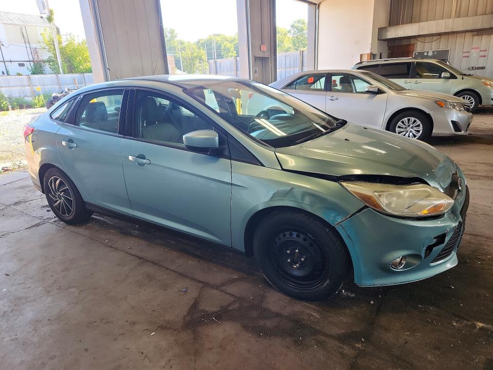 60938756 :رقم المزاد ، 1FAHP3F28CL308888 vin ، 2012 Ford Focus مزاد بيع
