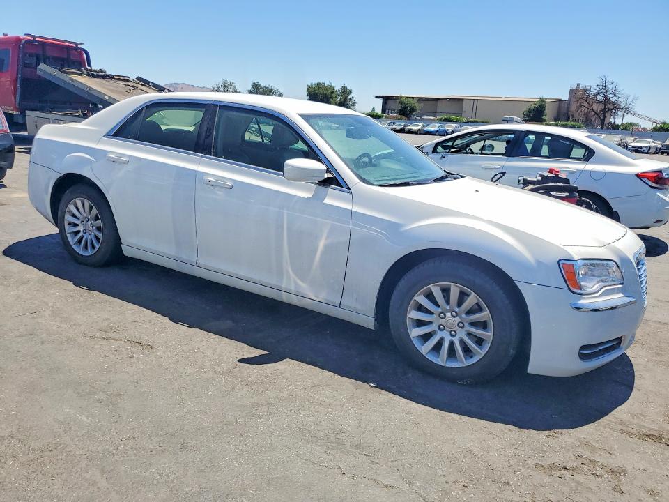 Продажа на аукционе авто 2014 Chrysler 300, vin: 2C3CCAAG1EH375344, номер лота: 62541366