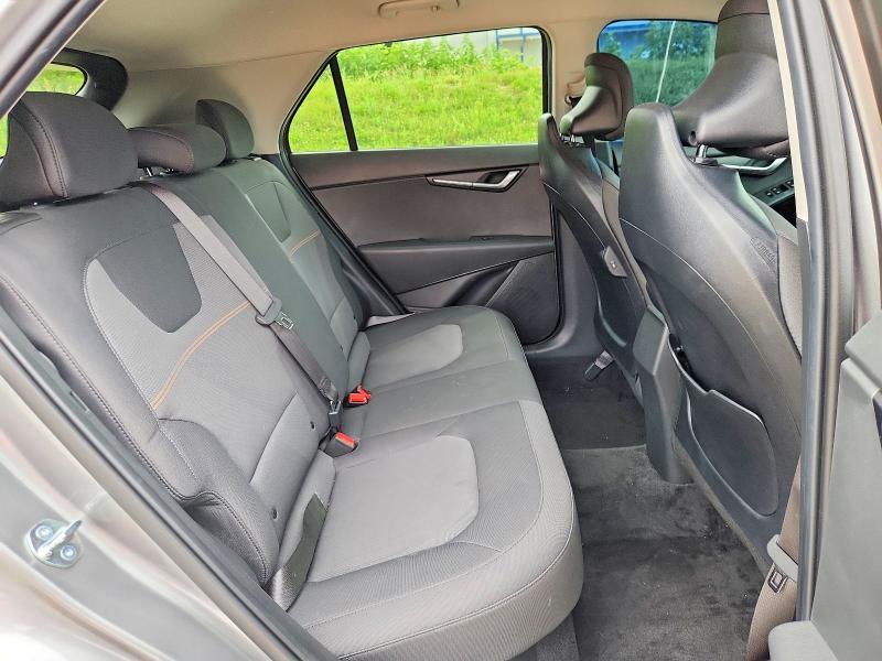2026 Kia Niro მანქანა იყიდება აუქციონზე, vin: KNDCP3LE5T5322688, აუქციონის ნომერი: 60390606