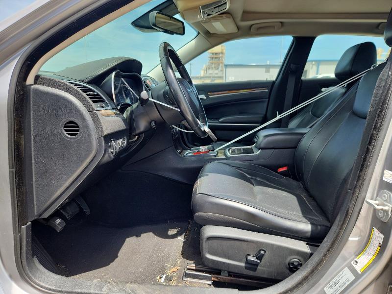 Продаж на аукціоні авто 2015 Chrysler 300c, vin: 2C3CCAEG3FH882807, номер лоту: 61211586