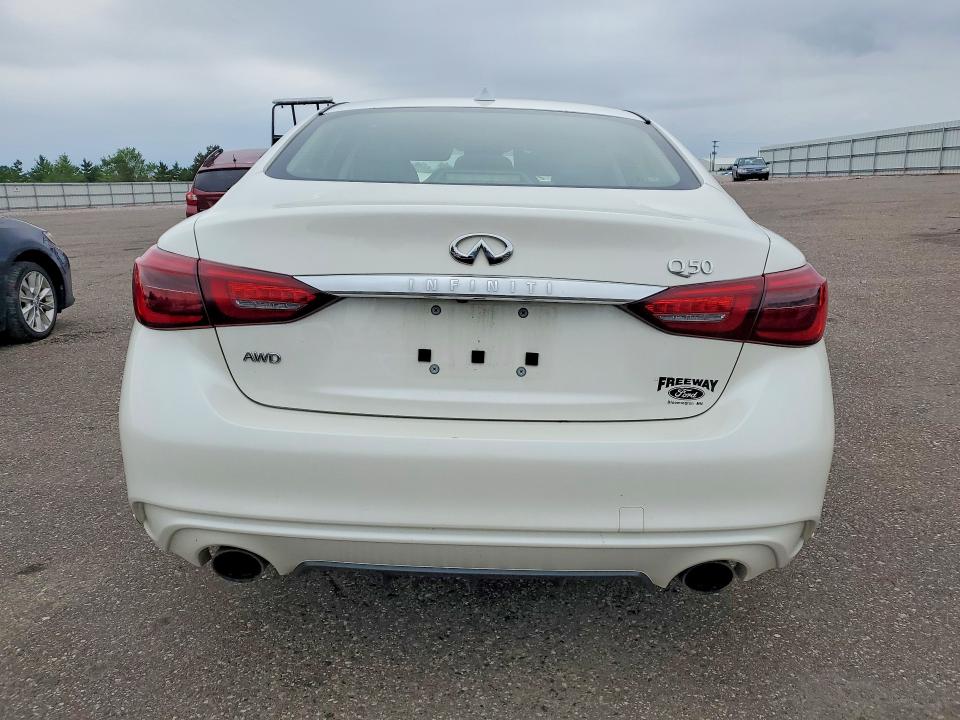 60033896 :رقم المزاد ، JN1CV7AR1JM280609 vin ، 2018 Infiniti Q50 مزاد بيع