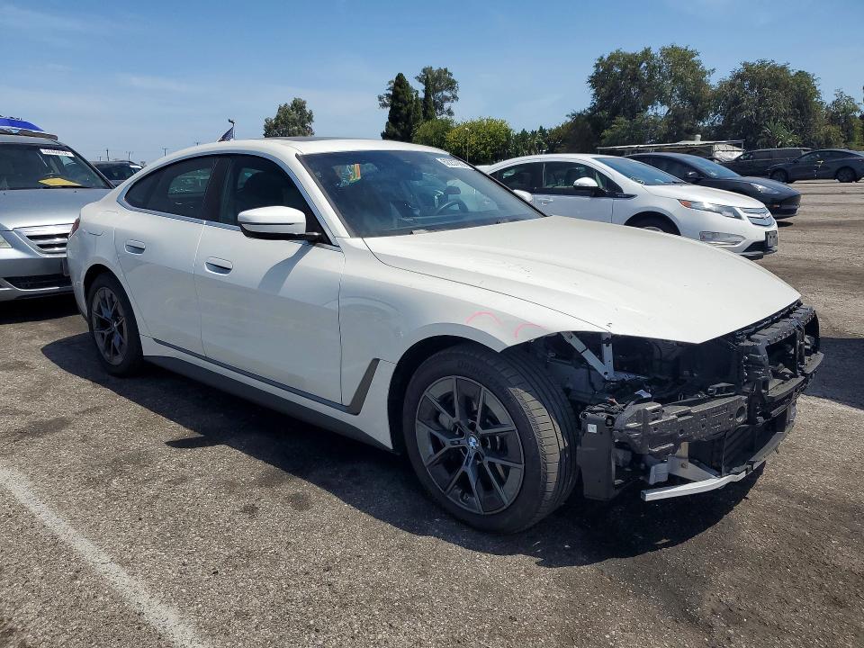 62237986 :رقم المزاد ، WBY23HD03SFU96046 vin ، 2025 Bmw I4 مزاد بيع