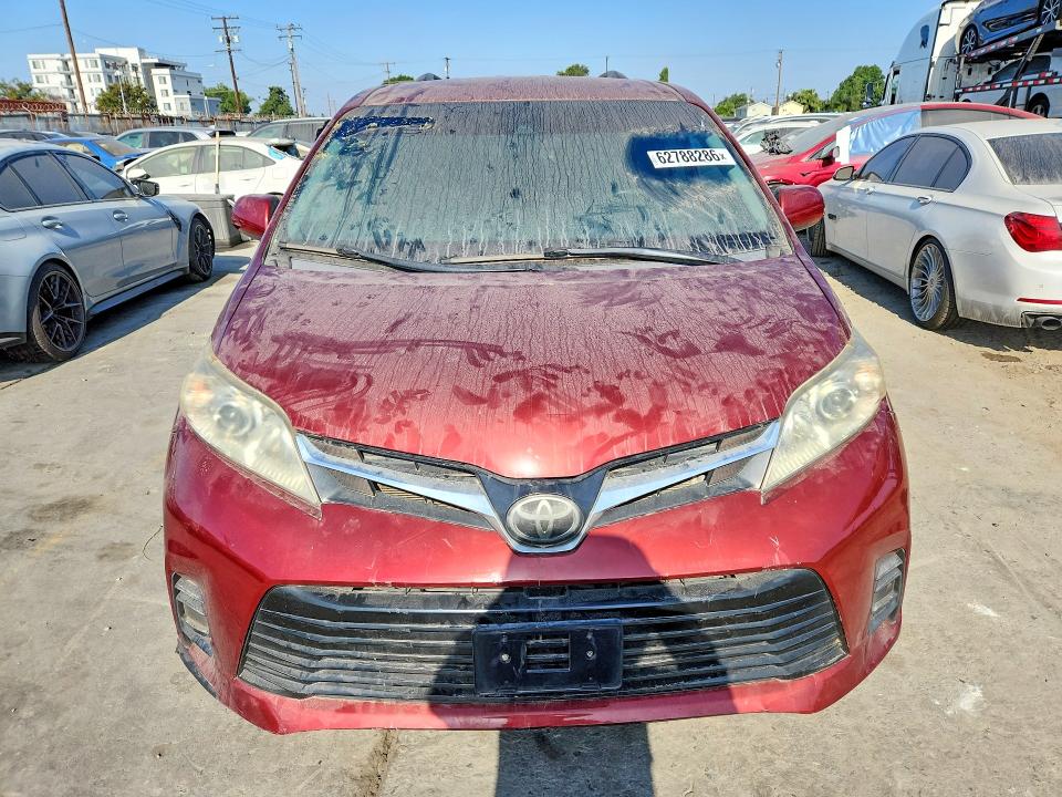 Auction sale of the 2019 Toyota Sienna, vin: 5TDKZ3DC4KS995788, lot number: 62788286