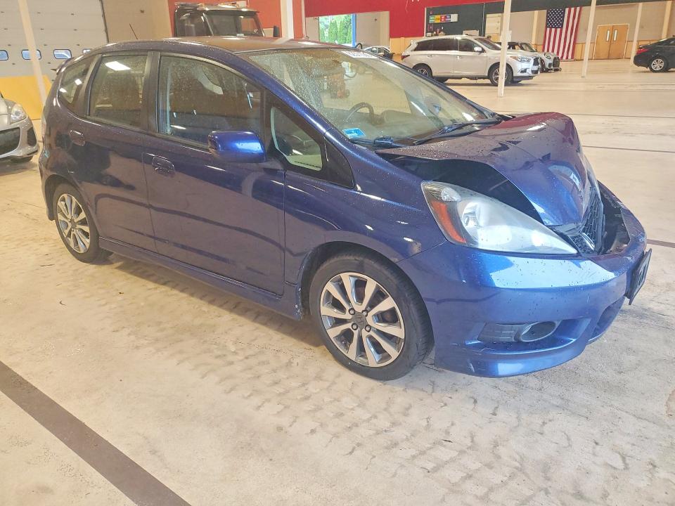 Продажа на аукционе авто 2013 Honda Fit, vin: JHMGE8H56DC048832, номер лота: 62571036