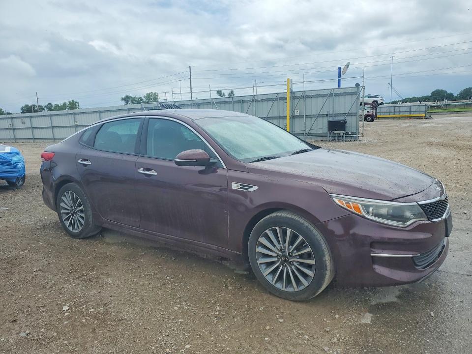 Продаж на аукціоні авто 2017 Kia Optima, vin: 5XXGT4L3XHG173277, номер лоту: 63574926