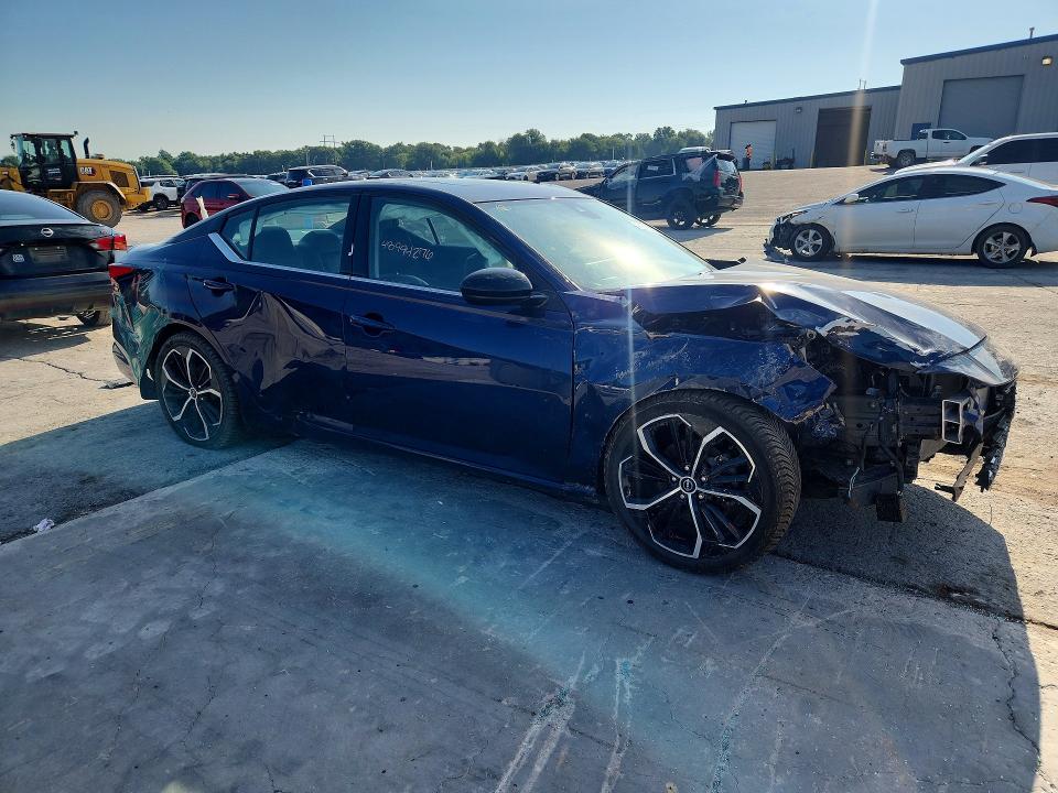 59162616 :رقم المزاد ، 1N4BL4CV5PN305334 vin ، 2023 Nissan Altima مزاد بيع