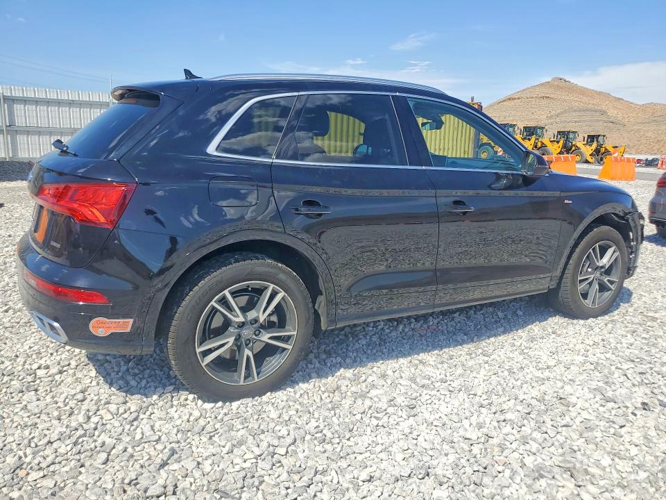 61723706 :رقم المزاد ، WA1E2AFY6L2061617 vin ، 2020 Audi Q5 E مزاد بيع