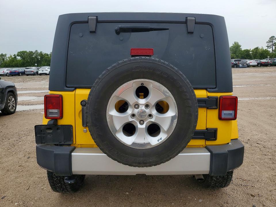 Продажа на аукционе авто 2015 Jeep Wrangler Unlimited, vin: 1C4BJWEG2FL604137, номер лота: 60936836