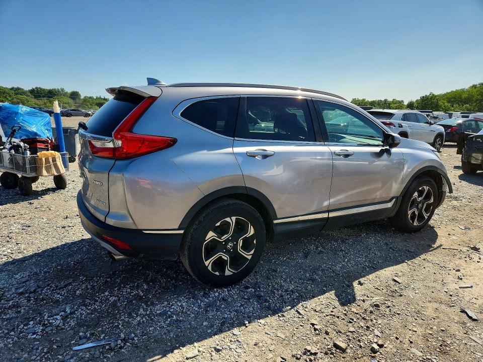 Auction sale of the 2017 Honda Cr-v, vin: 2HKRW2H95HH663650, lot number: 61805356