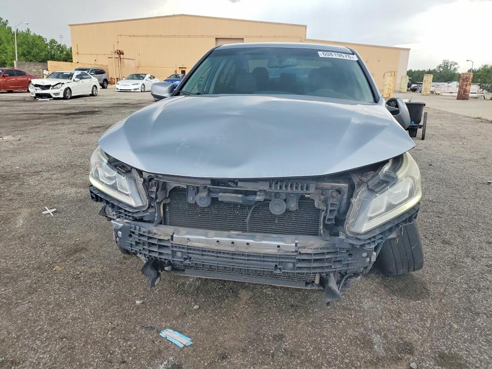 2016 Honda Accord მანქანა იყიდება აუქციონზე, vin: 1HGCR2F88GA189563, აუქციონის ნომერი: 60819676