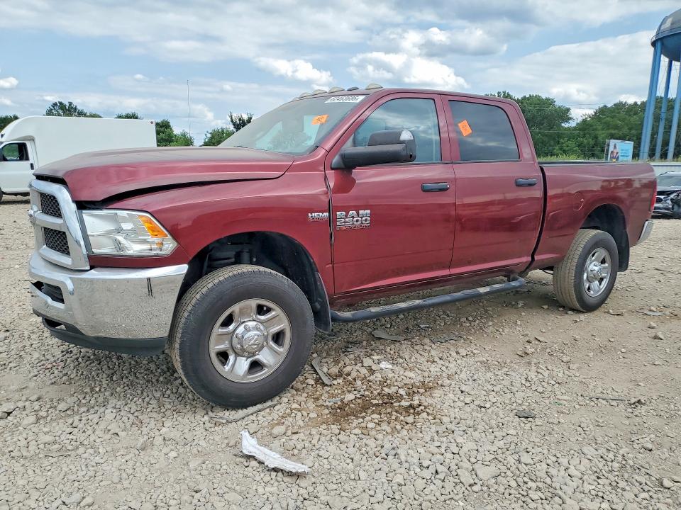 62463686 :رقم المزاد ، 3C6UR5CJ9HG763447 vin ، 2017 Ram 2500 مزاد بيع