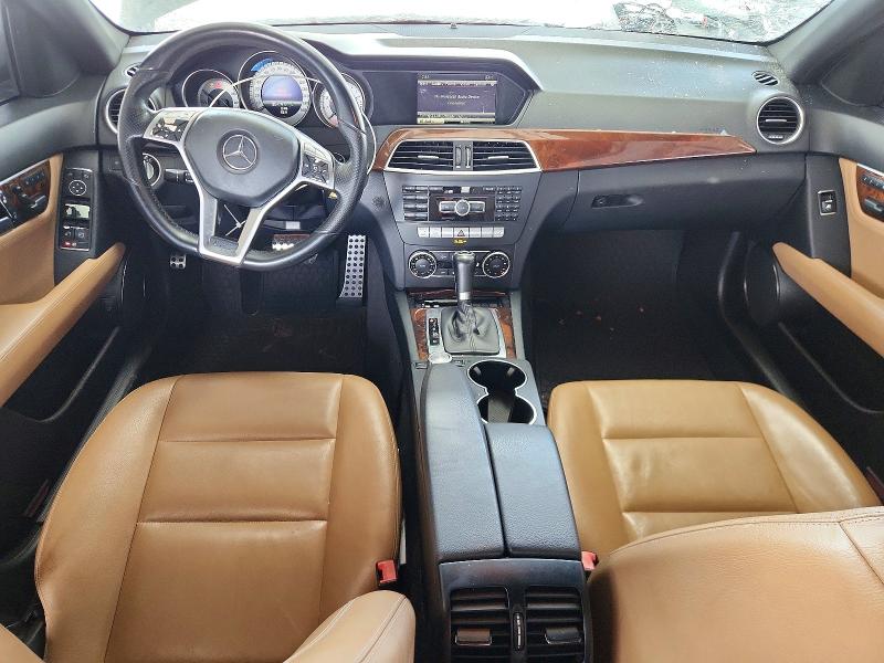 2013 Mercedes-benz C მანქანა იყიდება აუქციონზე, vin: WDDGF4HB9DA746267, აუქციონის ნომერი: 62120606