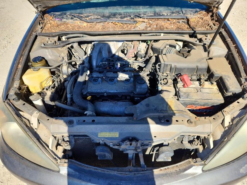 62707186 :رقم المزاد ، JTDBF30KX20026098 vin ، 2002 Toyota Camry مزاد بيع