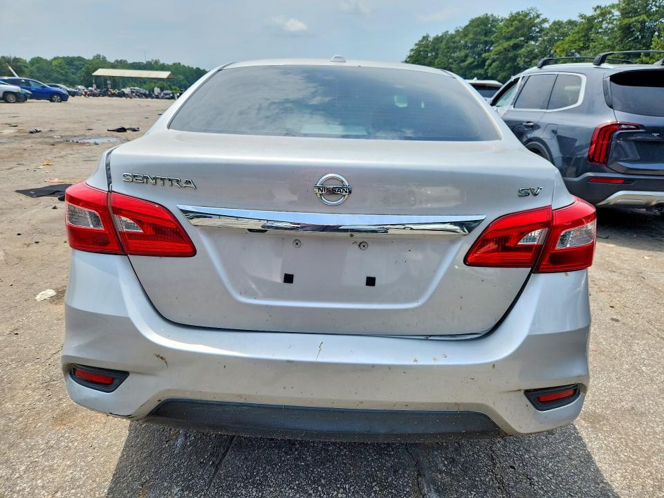 62637576 :رقم المزاد ، 3N1AB7AP6JL663373 vin ، 2018 Nissan Sentra مزاد بيع