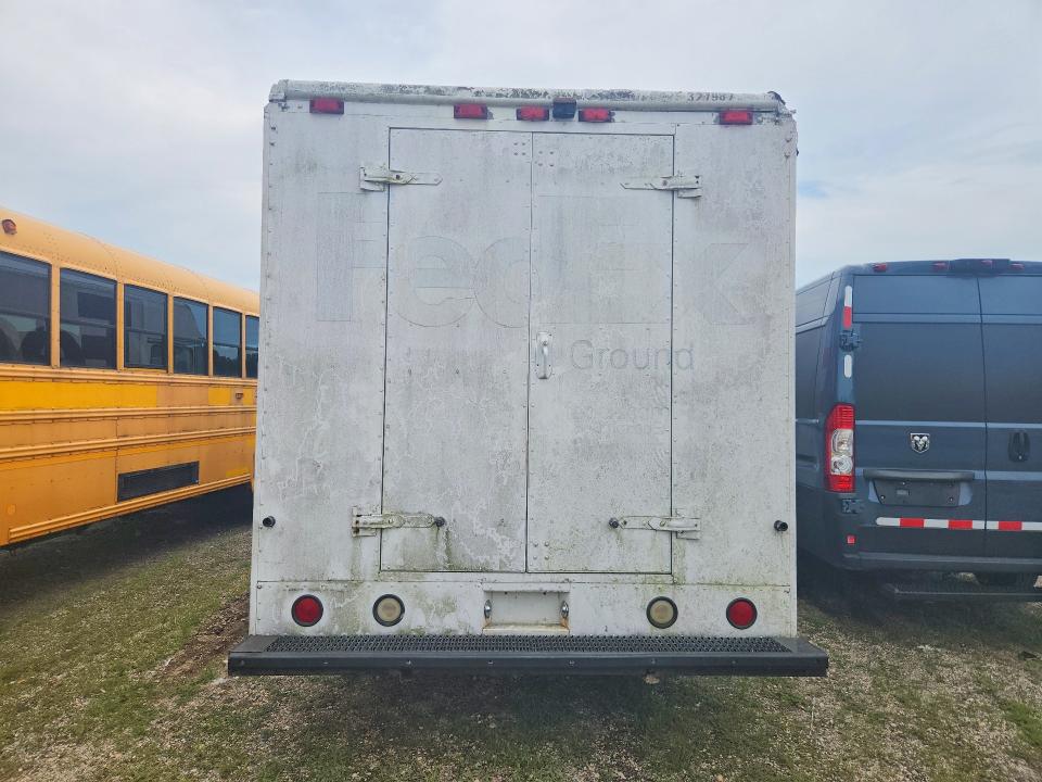 59818596 :رقم المزاد ، 1FCLE49LX3HA89519 vin ، 2003 Ford E450 مزاد بيع