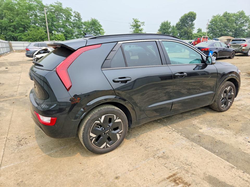 Продаж на аукціоні авто 2025 Kia Niro, vin: KNDCR3L10S5132805, номер лоту: 61049496