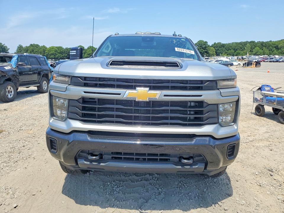 Продажа на аукционе авто 2025 Chevrolet Silverado, vin: 2GC4KME75S1193696, номер лота: 62241216