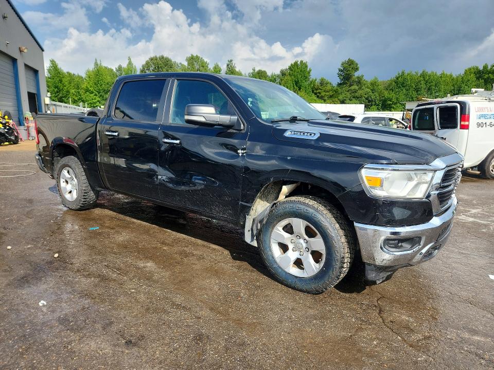 Продажа на аукционе авто 2019 Ram 1500, vin: 1C6RRFFG1KN846204, номер лота: 61240026