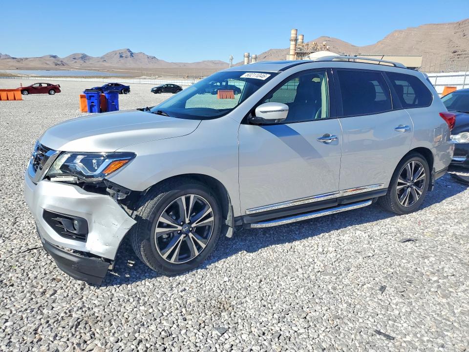 60211046 :رقم المزاد ، 5N1DR2MN4JC638062 vin ، 2018 Nissan Pathfinder مزاد بيع