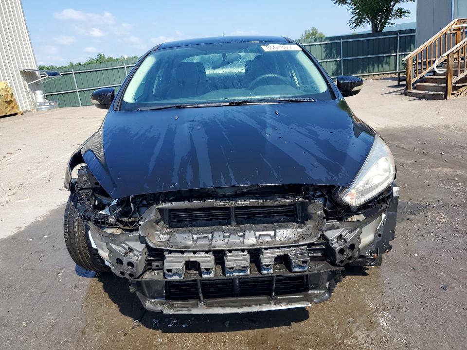 Продаж на аукціоні авто 2017 Ford Focus, vin: 1FADP3F28HL322084, номер лоту: 85628655