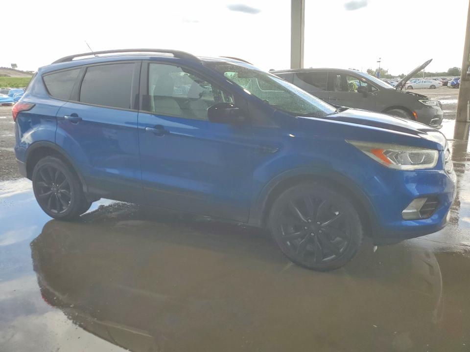 Продажа на аукционе авто 2019 Ford Escape, vin: 1FMCU0GD9KUC45008, номер лота: 63145096