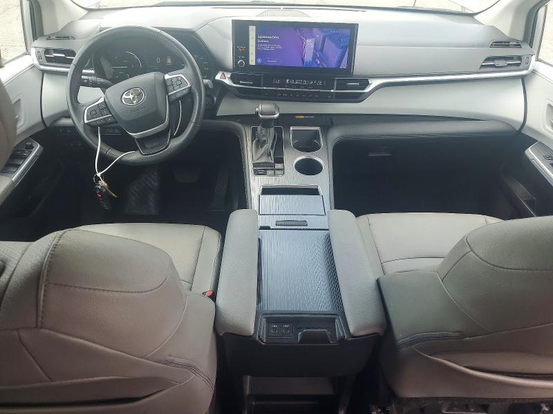 Продажа на аукционе авто 2025 Toyota Sienna, vin: 5TDYRKEC2SS228752, номер лота: 60765516