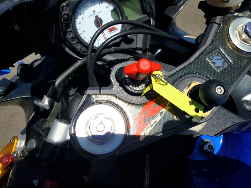 61215586 :رقم المزاد ، JS1GN7DA772115893 vin ، 2007 Suzuki Gsx-r600 مزاد بيع