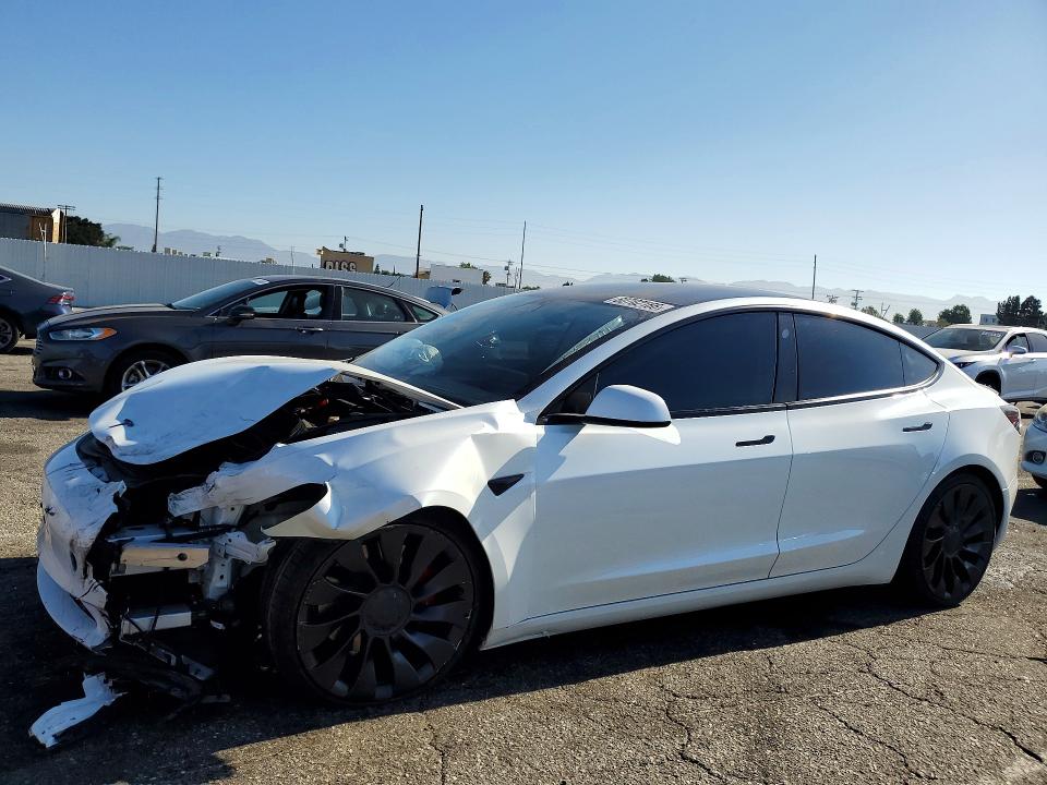 Продажа на аукционе авто 2023 Tesla Model 3, vin: 5YJ3E1EC5PF418427, номер лота: 60702166