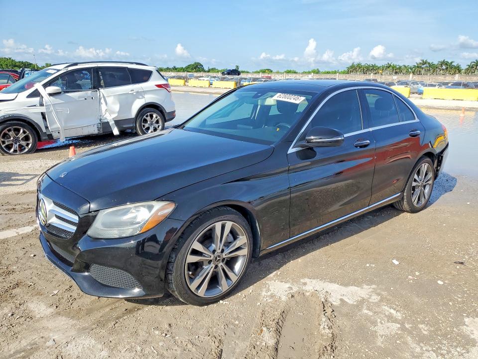 2017 Mercedes-benz C მანქანა იყიდება აუქციონზე, vin: WDDWF4JBXHR301968, აუქციონის ნომერი: 62800246
