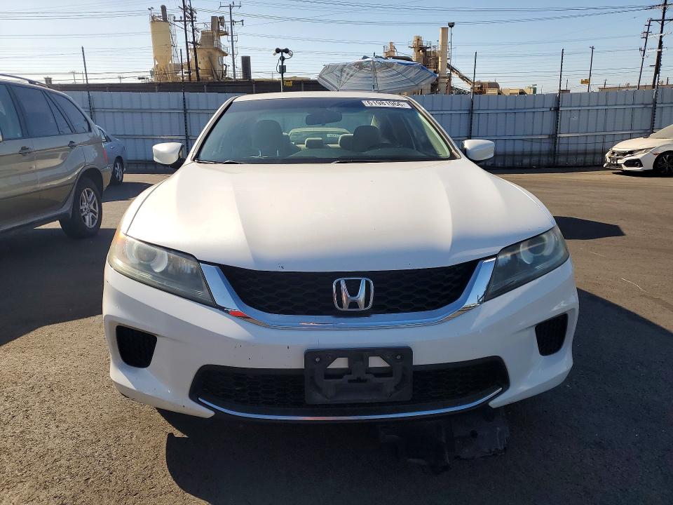 2013 Honda Accord მანქანა იყიდება აუქციონზე, vin: 1HGCT1B3XDA013857, აუქციონის ნომერი: 61981966