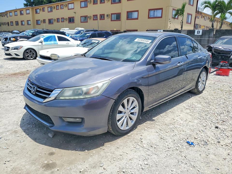 Auction sale of the 2015 Honda Accord, vin: 1HGCR3F81FA013488, lot number: 63369346