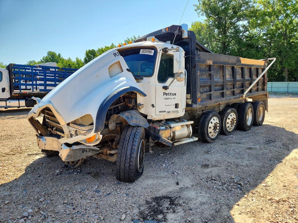 Продаж на аукціоні авто 2004 Mack 700, vin: 1M2AG11C04M017924, номер лоту: 58264966