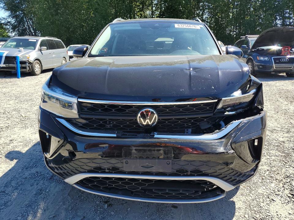 Продажа на аукционе авто 2024 Volkswagen Taos, vin: 3VVUX7B23RM086923, номер лота: 63256676