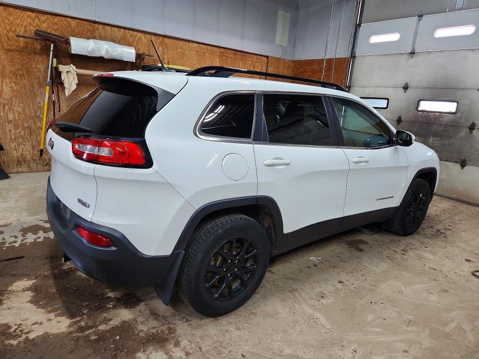 62148576 :رقم المزاد ، 1C4PJMCS8EW184110 vin ، 2014 Jeep Cherokee مزاد بيع