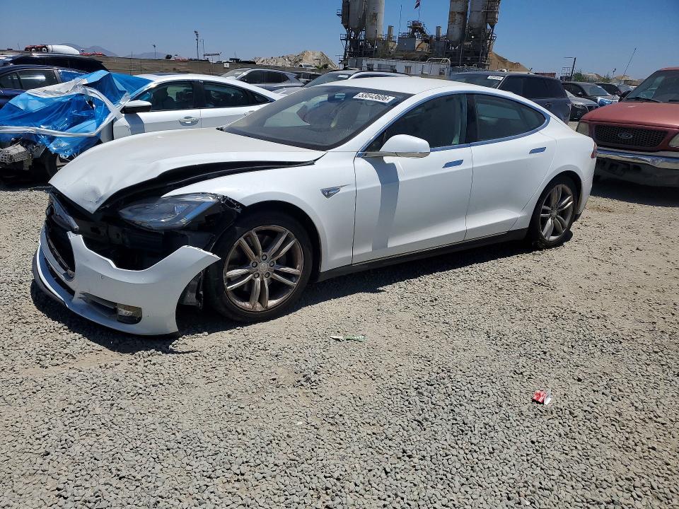 53543606 :رقم المزاد ، 5YJSA1H19EFP49994 vin ، 2014 Tesla Model S مزاد بيع