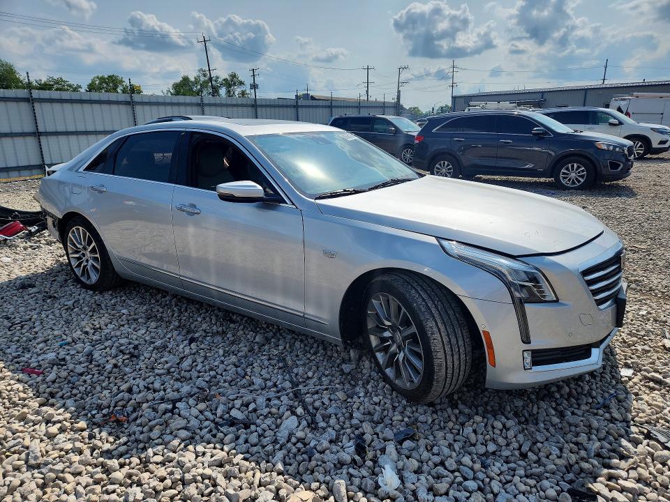 61676106 :رقم المزاد ، 1G6KD5RS7JU151249 vin ، 2018 Cadillac Ct6 مزاد بيع