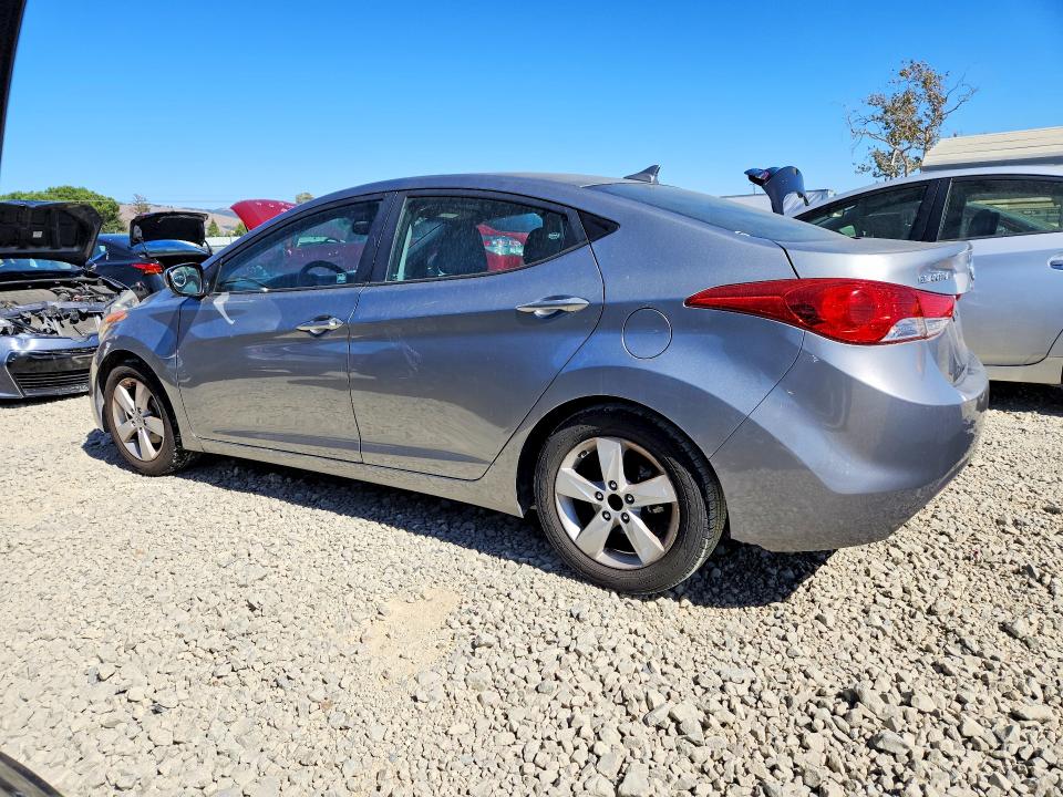 62492876 :رقم المزاد ، KMHDH4AE4CU357573 vin ، 2012 Hyundai Elantra مزاد بيع