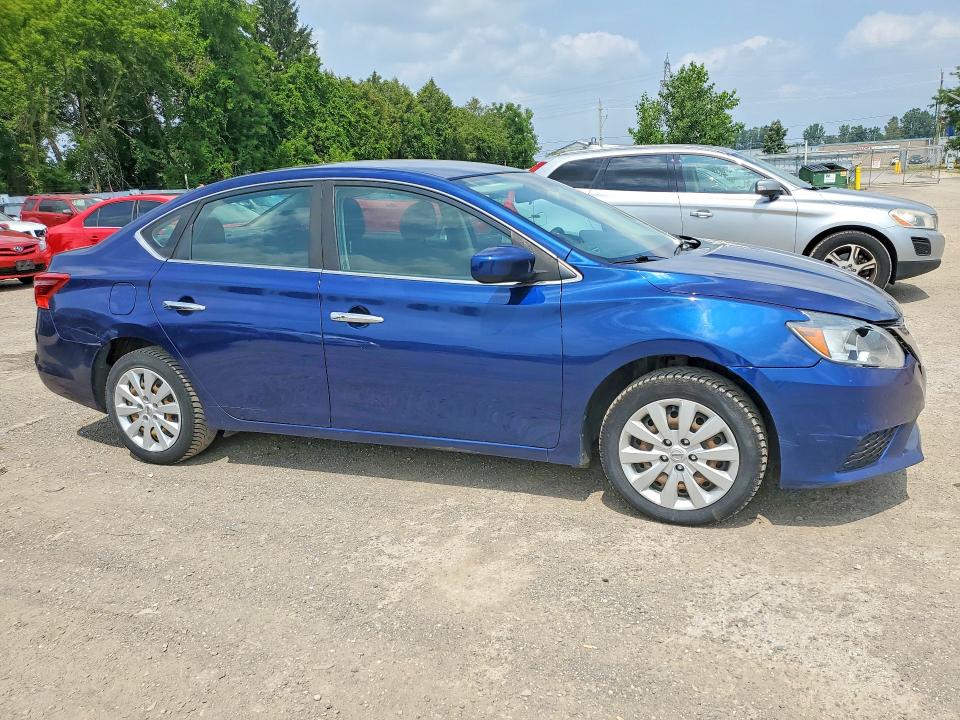 61508226 :رقم المزاد ، 3N1AB7AP6KY354619 vin ، 2019 Nissan Sentra مزاد بيع