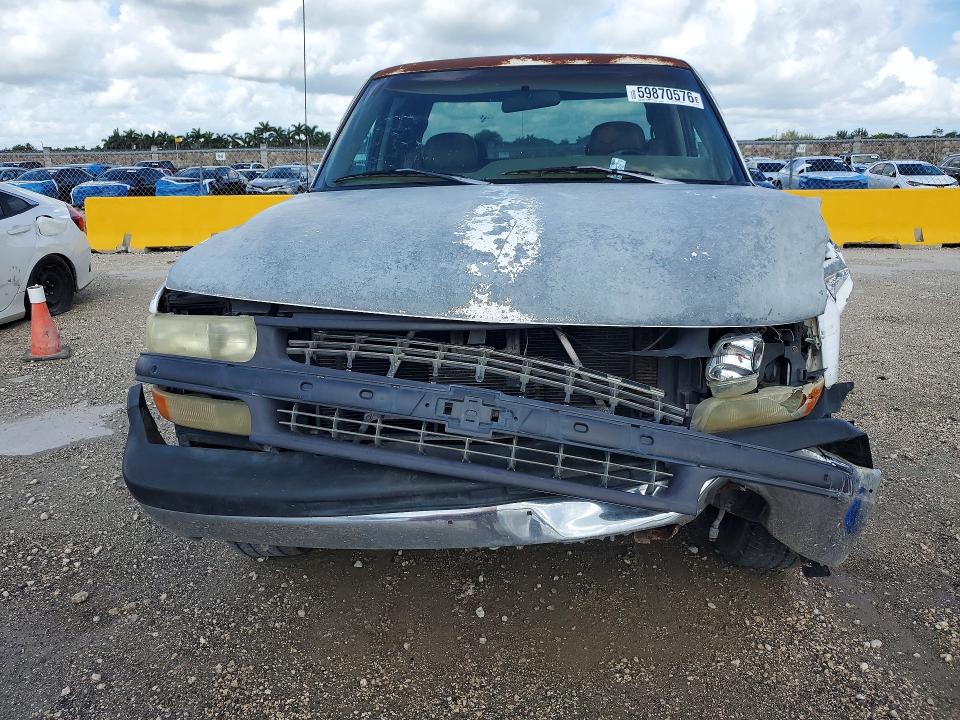 1999 Chevrolet Silverado მანქანა იყიდება აუქციონზე, vin: 2GCEC19T4X1118681, აუქციონის ნომერი: 59870576