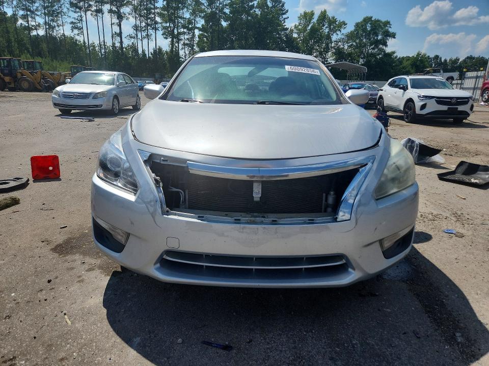Продажа на аукционе авто 2015 Nissan Altima, vin: 1N4AL3AP0FN313348, номер лота: 60092856