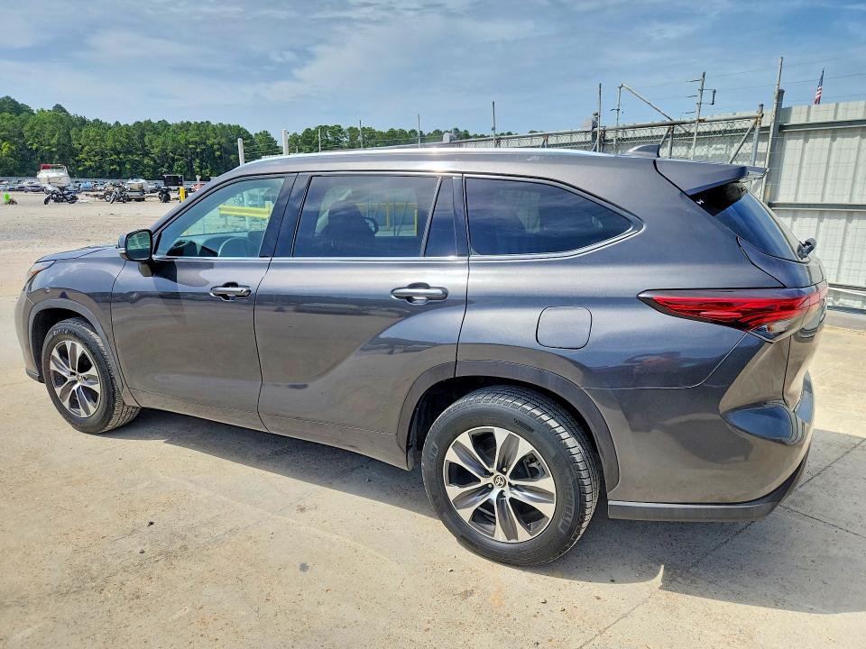 60945366 :رقم المزاد ، 5TDGZRAHXLS007410 vin ، 2020 Toyota Highlander مزاد بيع