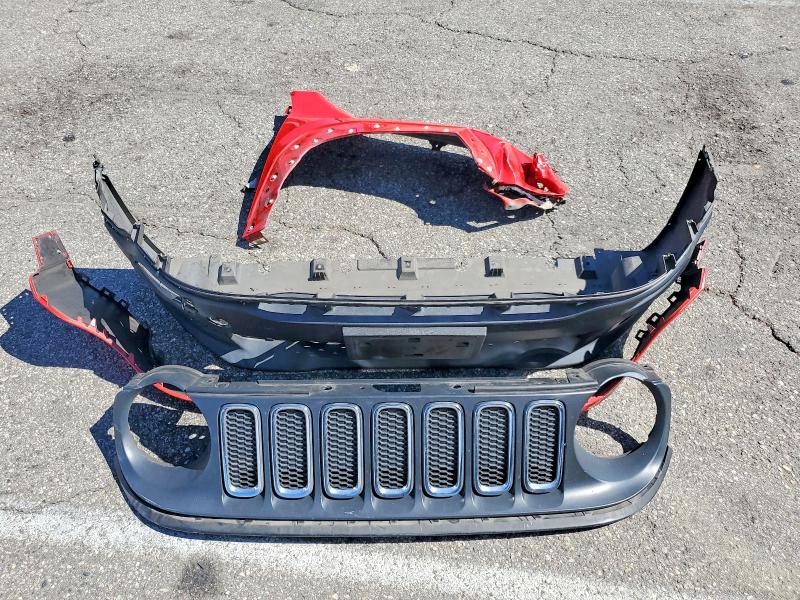 Продажа на аукционе авто 2015 Jeep Renegade, vin: ZACCJABT8FPB89264, номер лота: 62061306