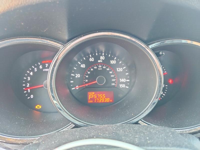 2013 Kia Sorento მანქანა იყიდება აუქციონზე, vin: 5XYKT3A14DG403360, აუქციონის ნომერი: 63037116