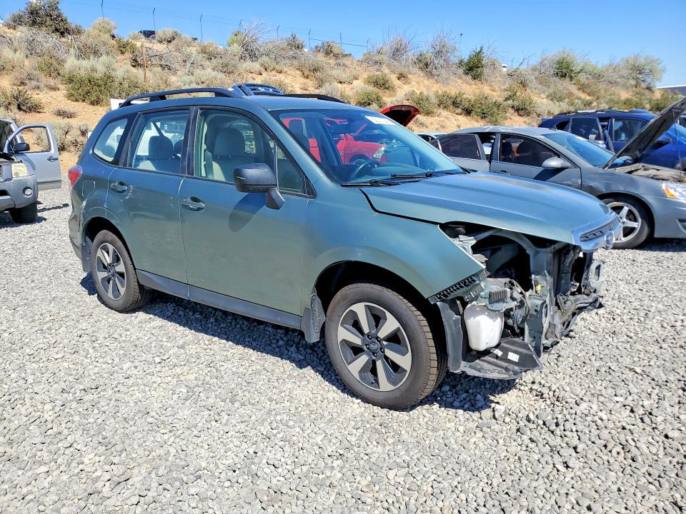 62011236 :رقم المزاد ، JF2SJABC0JH616790 vin ، 2018 Subaru Forester مزاد بيع