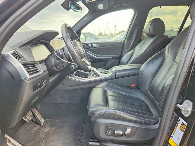 61826166 :رقم المزاد ، 5UXCR6C01M9E43262 vin ، 2021 Bmw X5 مزاد بيع