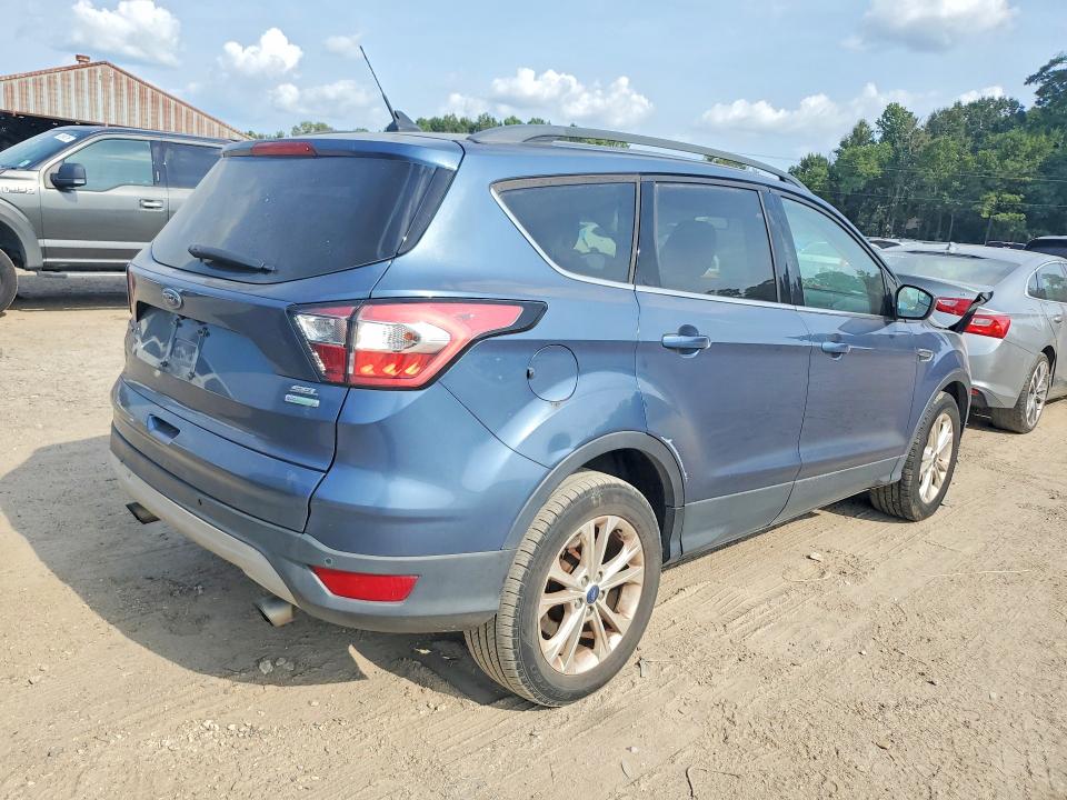 Продажа на аукционе авто 2018 Ford Escape, vin: 1FMCU0HDXJUB67626, номер лота: 62892056
