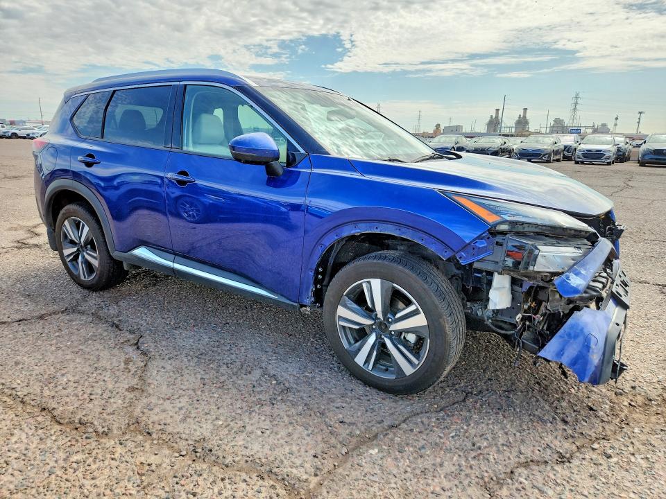 61071866 :رقم المزاد ، 5N1BT3CA7NC730138 vin ، 2022 Nissan Rogue مزاد بيع
