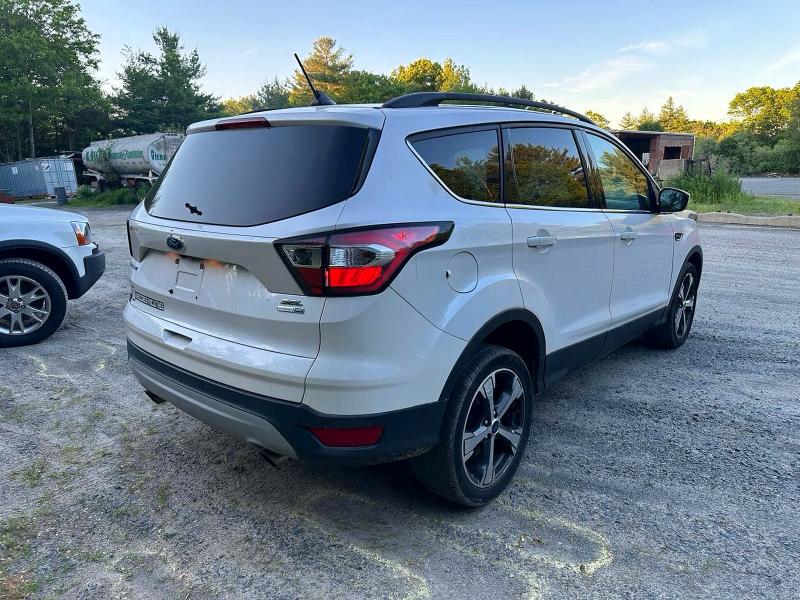 62356576 :رقم المزاد ، 1FMCU9HD0JUA68382 vin ، 2018 Ford Escape مزاد بيع